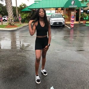 Meet your Posher, Renae